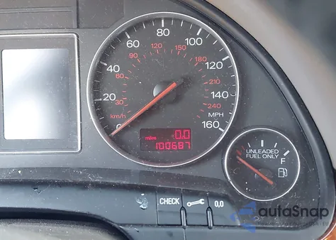 2002 Audi A4 3.0 Quattro из США, поврежденный, VIN WAULT68E82A310740